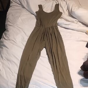 Chic Olive Sleeveless Jumpsuit